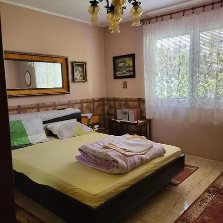 Kaza Apartment